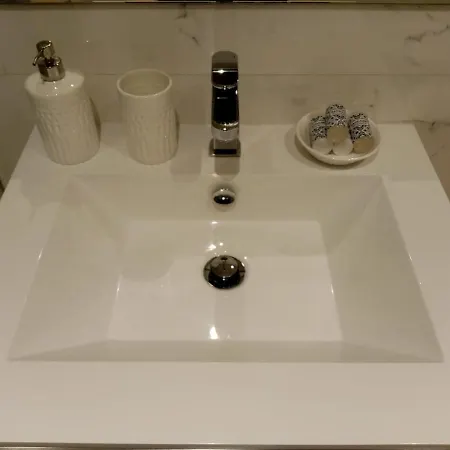 Antas Park Flat With Pool Porto