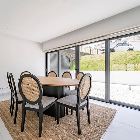 Antas Park Flat With Pool Porto