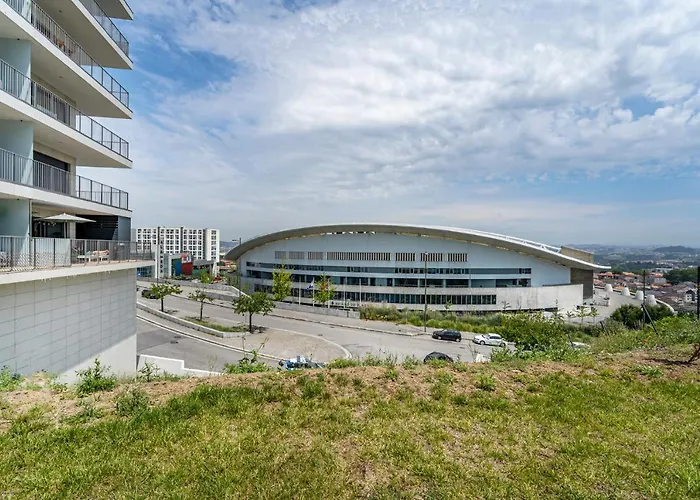 Antas Park Flat With Pool 포르투