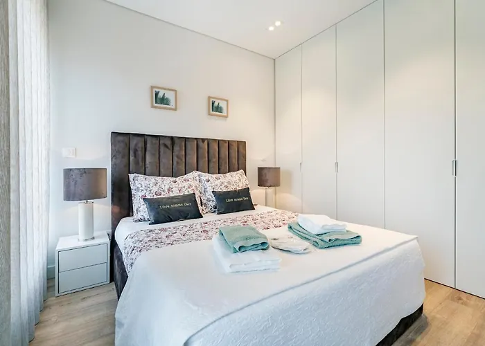 아파트 Antas Park Flat With Pool *