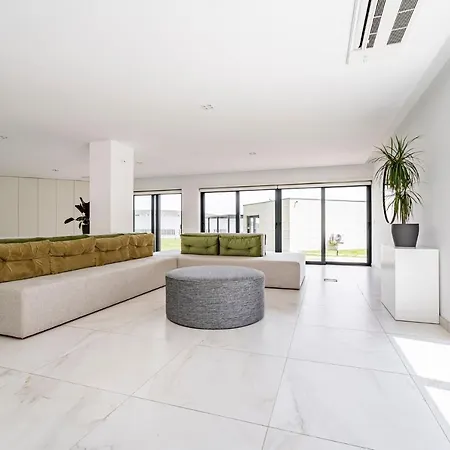 Antas Park Flat With Pool * Porto