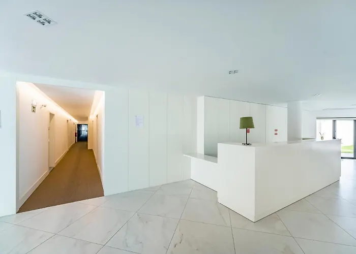 Antas Park Flat With Pool Порту